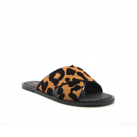 BEST SELLER❗️UMA Leopard Cross Band Slide Sandals - Picture 3 of 4